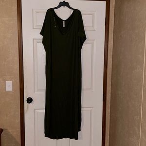 Zenana Outfitters olive green maxi dress
